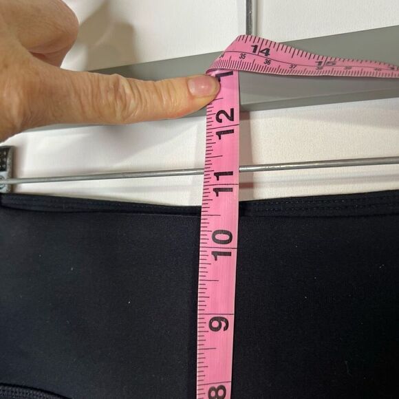 Athleta Black Crop Aerobic Workout Pants Criss Cross Sz XL - Picture 2 of 9